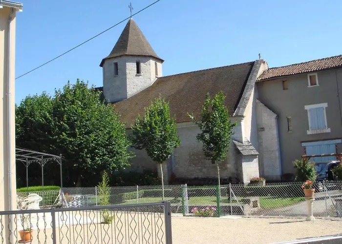 Le Petit Ru בית נופש *